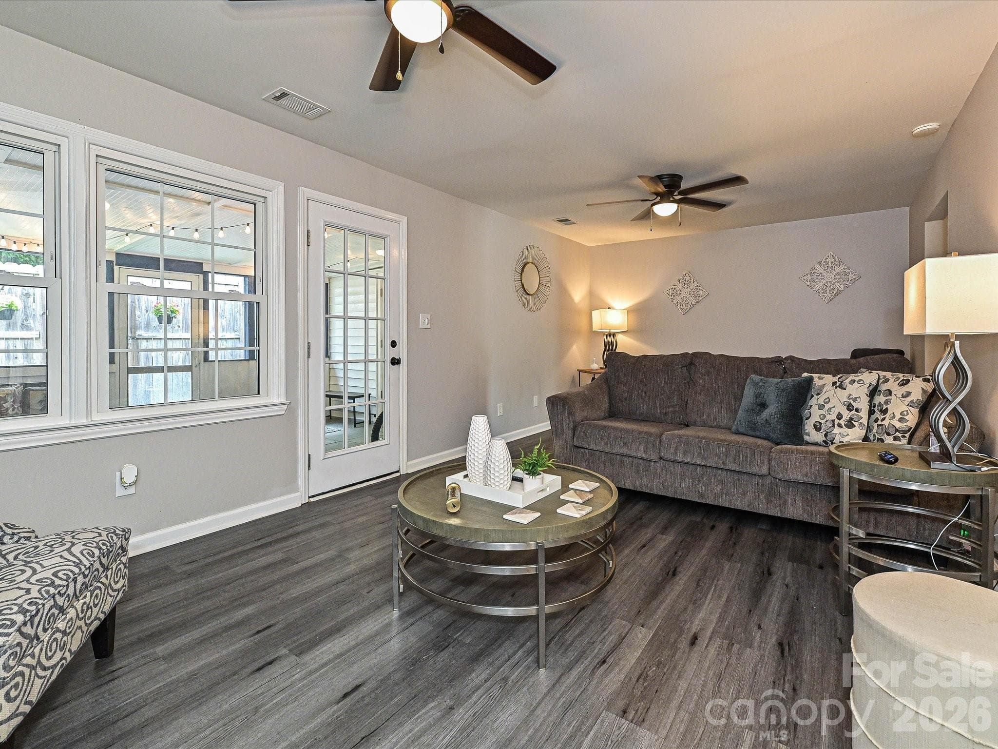Townhouse at 8069 Regent Park Lane, Charlotte, photo 9 of 30