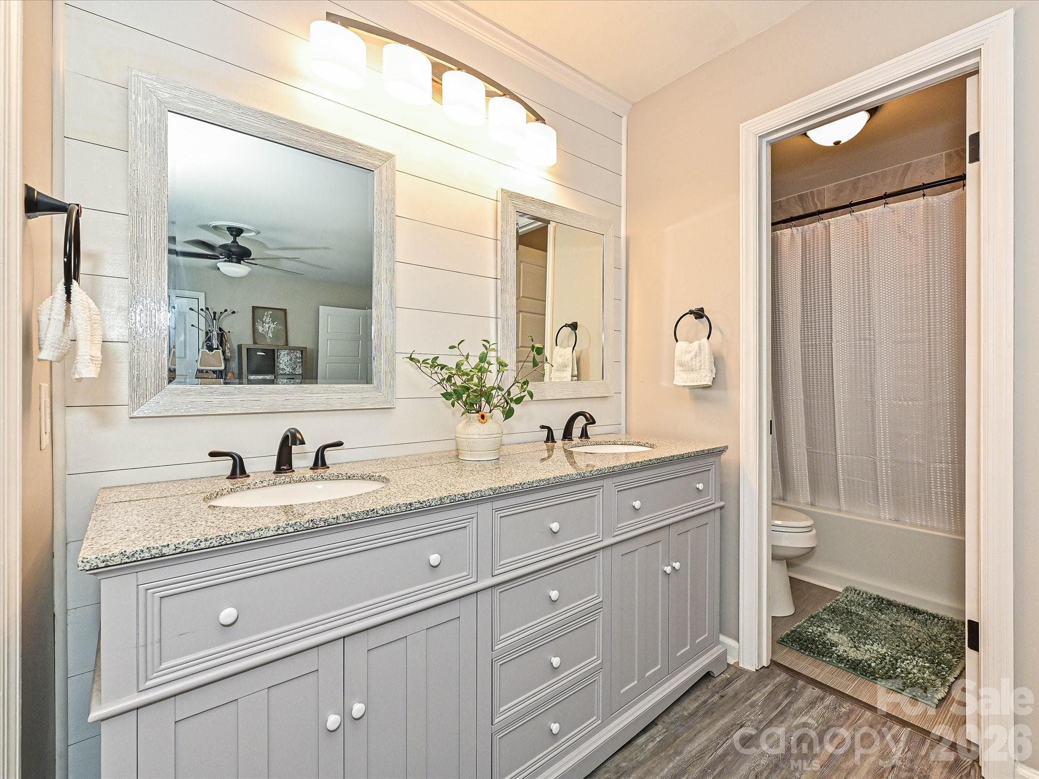 Townhouse at 8069 Regent Park Lane, Charlotte, photo 18 of 30