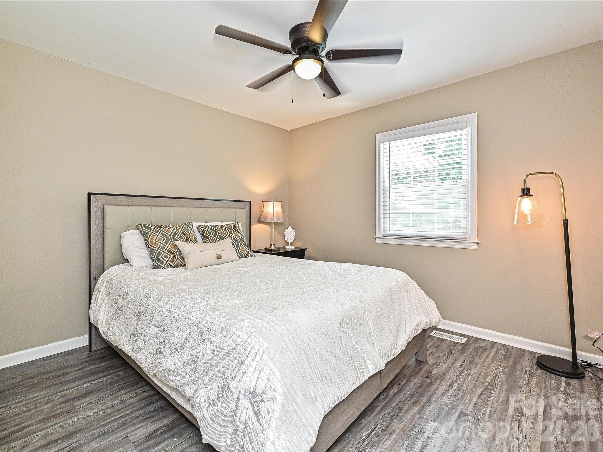 Townhouse at 8069 Regent Park Lane, Charlotte, photo 21 of 30