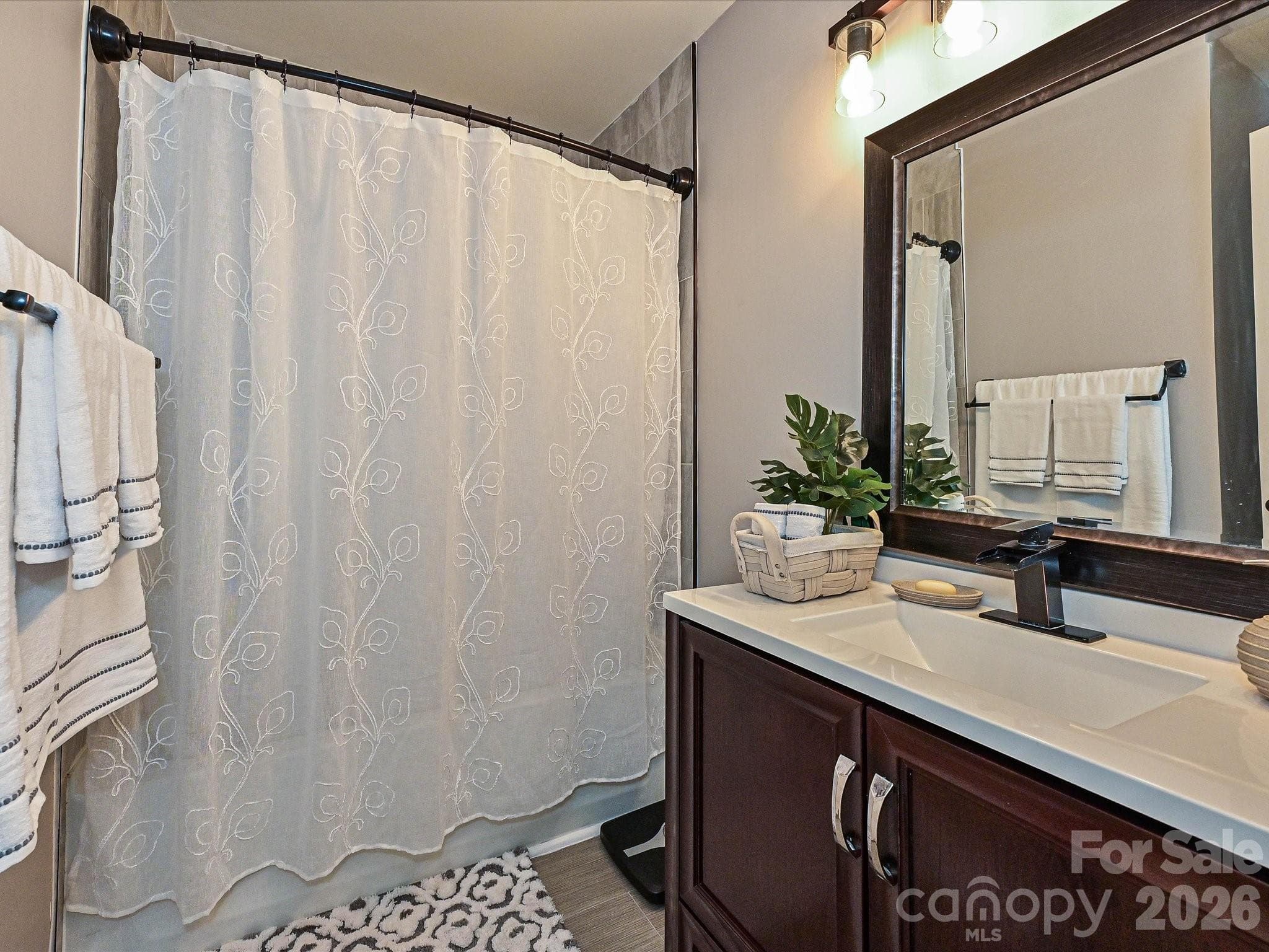 Townhouse at 8069 Regent Park Lane, Charlotte, photo 22 of 30