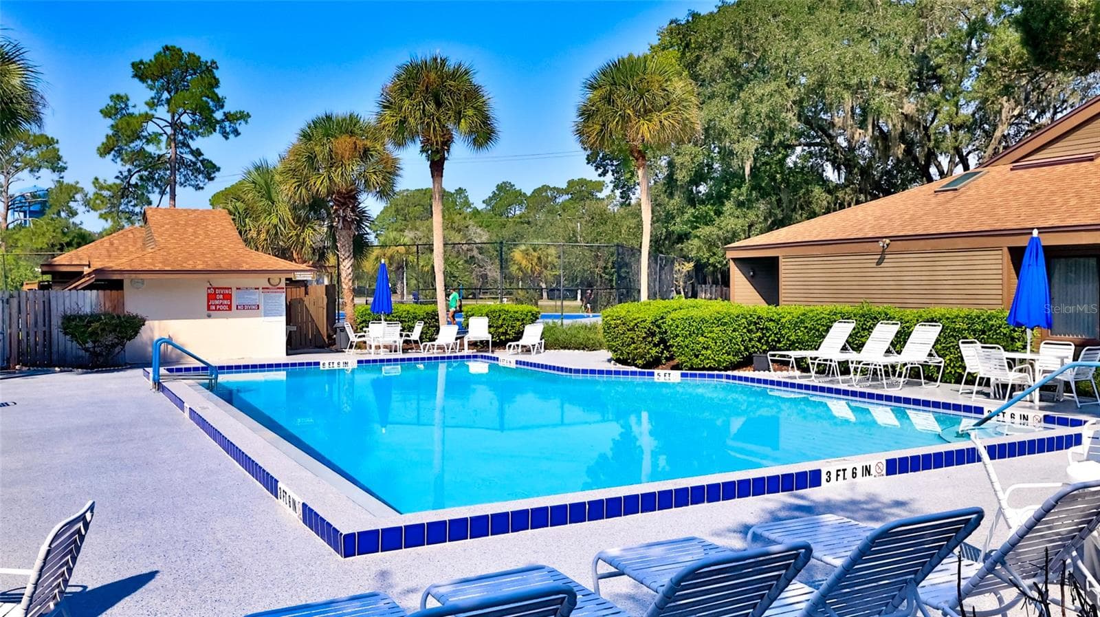 Community Center Private Pool - 5 SHERBURY CT, PALM COAST