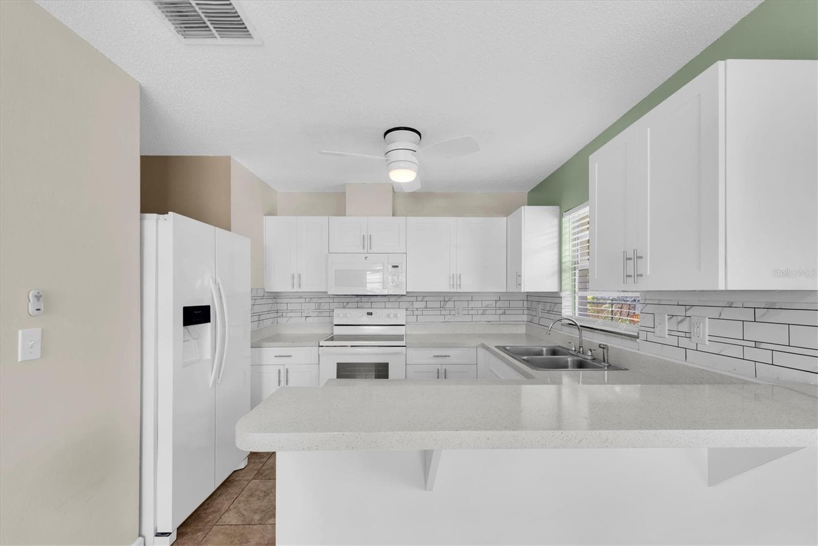 Single Family Residence at 1521 13TH ST W, PALMETTO, photo 11 of 35