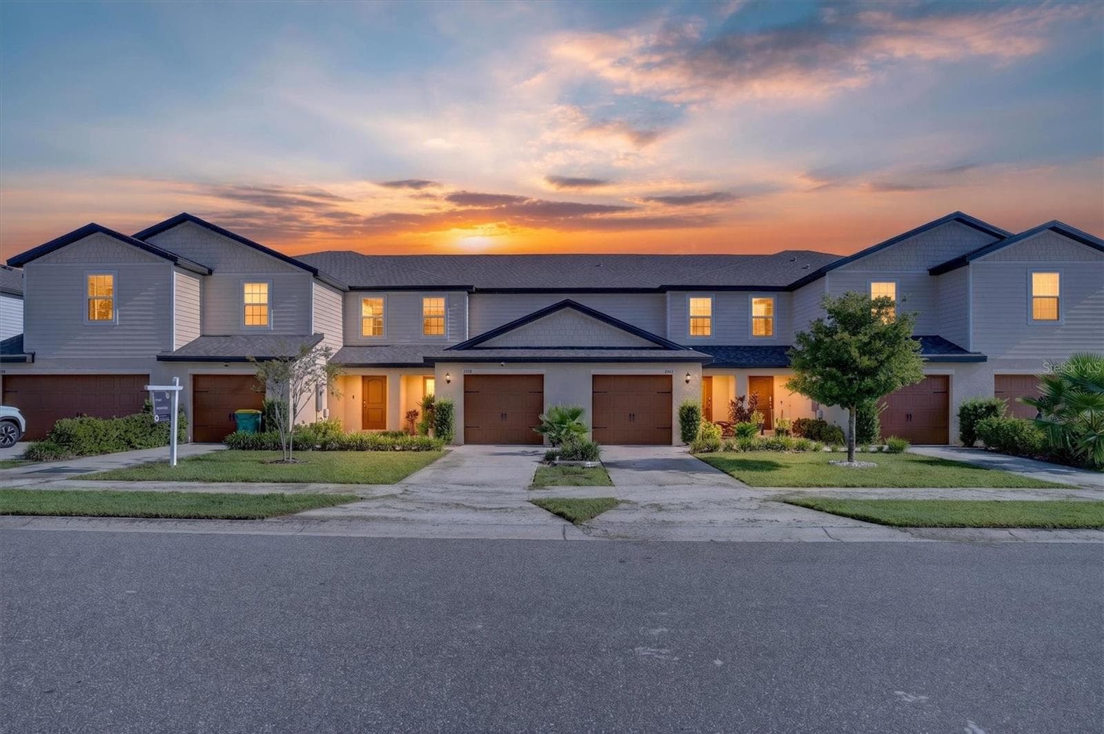 1556 WYNFORD CIR