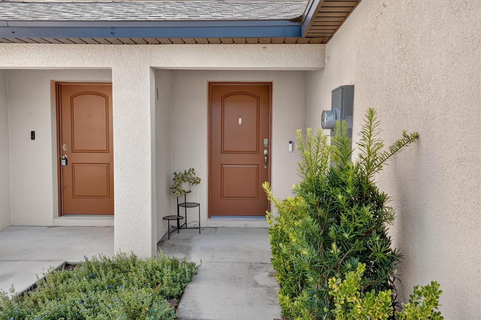 Single Family Residence at 1556 WYNFORD CIR, TAVARES, photo 8 of 45