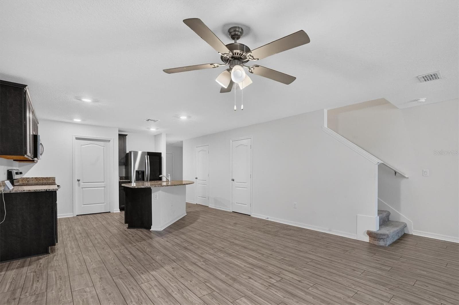 Single Family Residence at 1556 WYNFORD CIR, TAVARES, photo 15 of 45