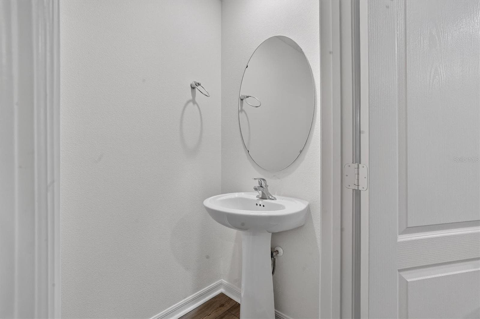 Single Family Residence at 1556 WYNFORD CIR, TAVARES, photo 21 of 45