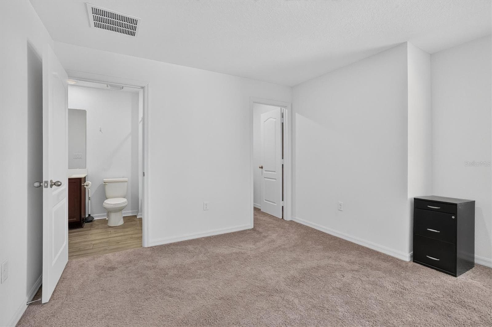 Single Family Residence at 1556 WYNFORD CIR, TAVARES, photo 34 of 45