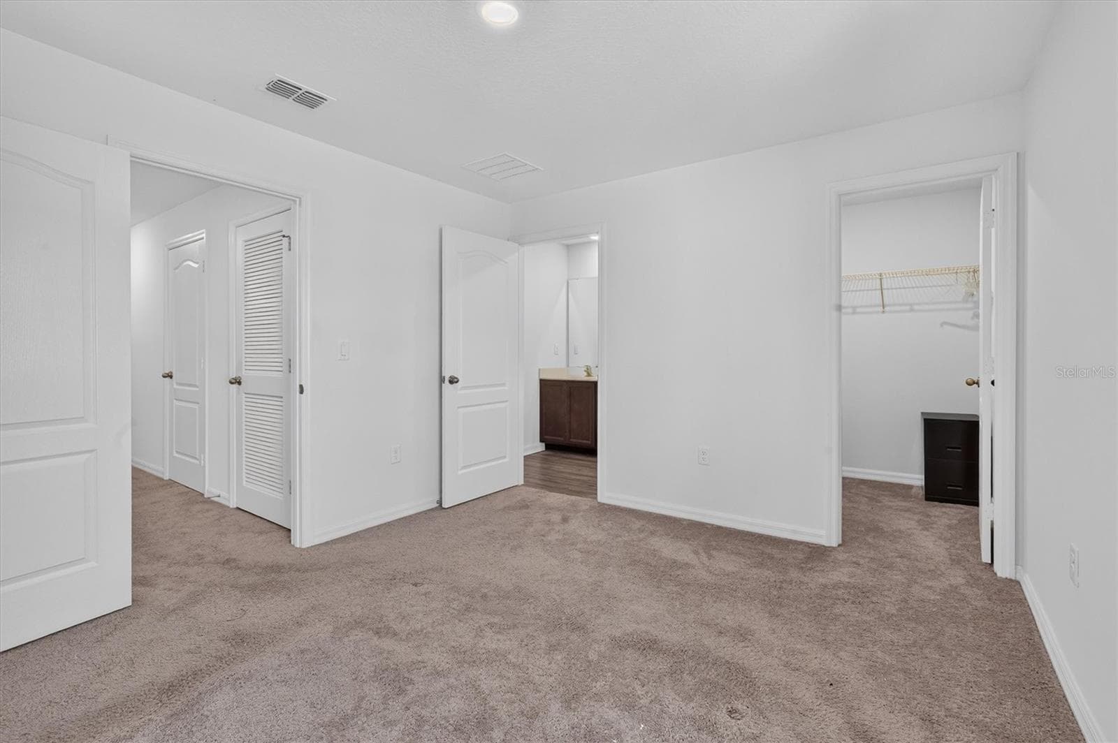 Single Family Residence at 1556 WYNFORD CIR, TAVARES, photo 36 of 45