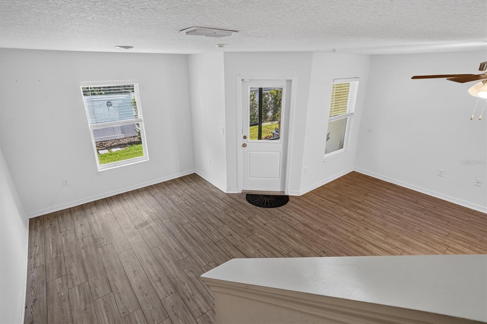 Single Family Residence at 1556 WYNFORD CIR, TAVARES, photo 39 of 45