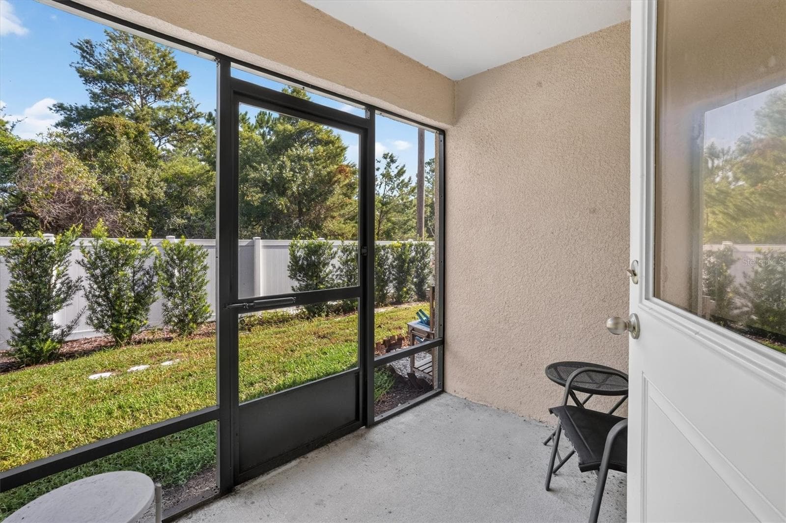Single Family Residence at 1556 WYNFORD CIR, TAVARES, photo 43 of 45