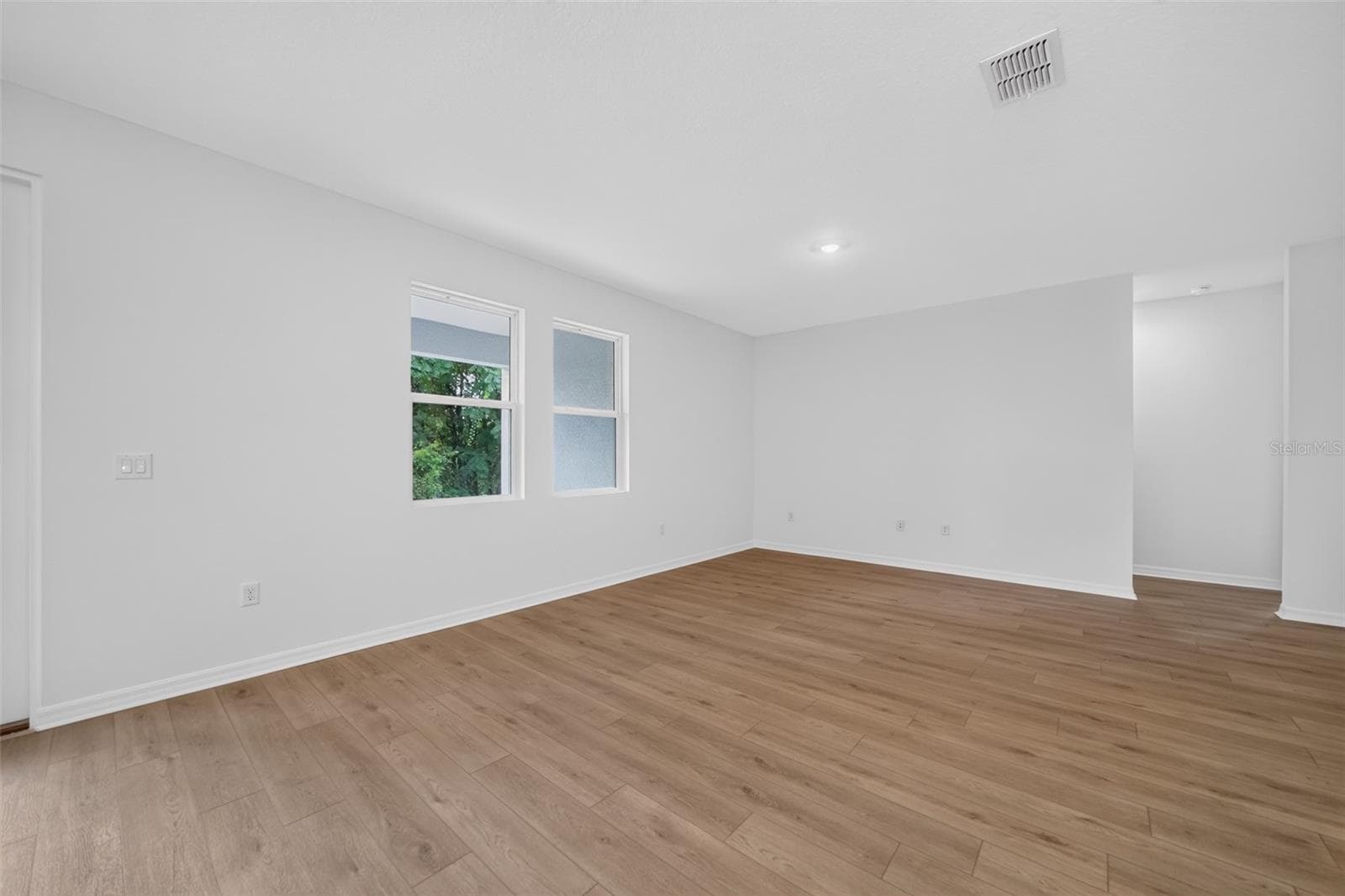 Single Family Residence at 1634 CANE BAMBOO DR, ST CLOUD, photo 11 of 24