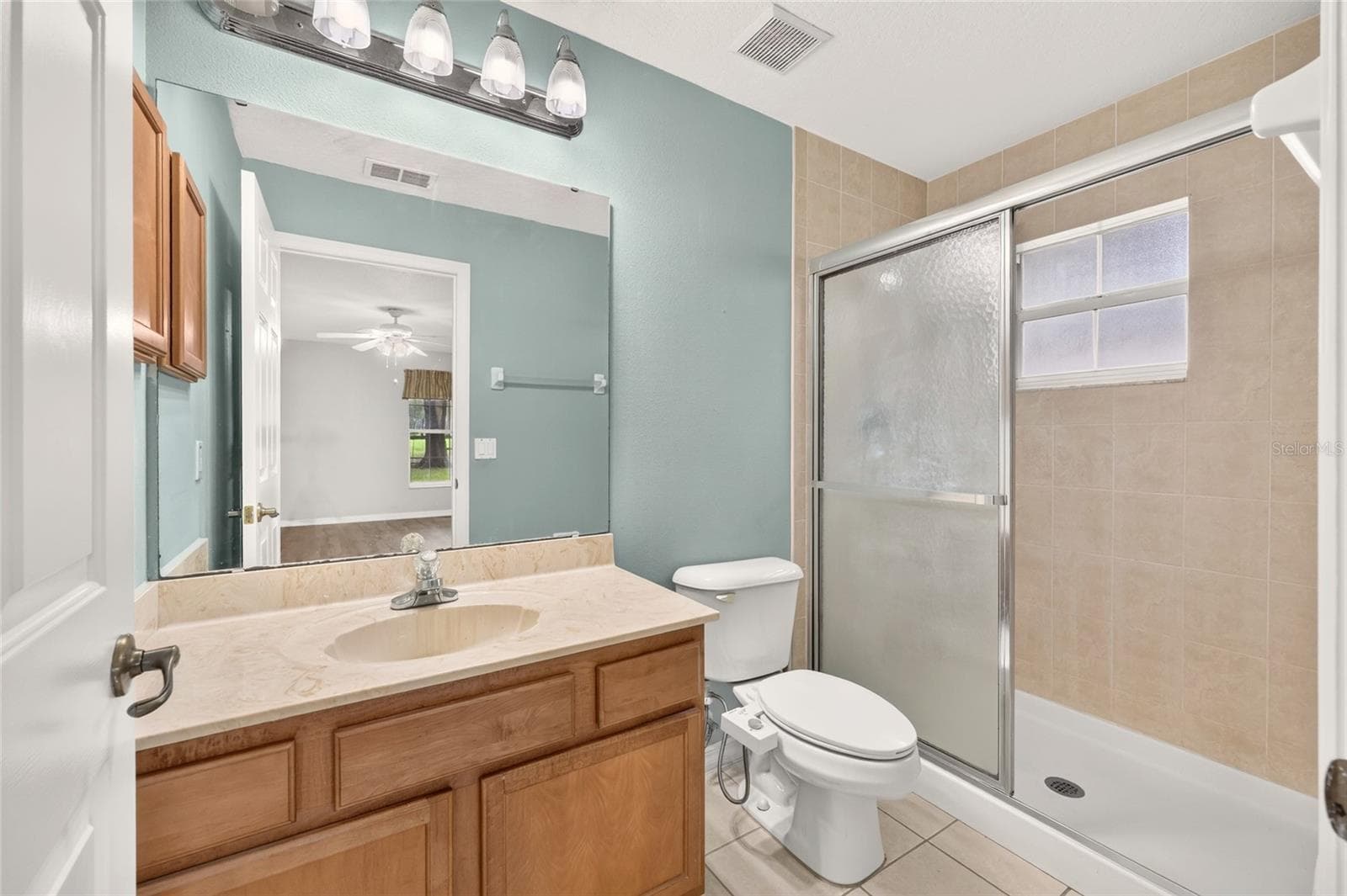 Single Family Residence at 8825 SE 155TH PL, SUMMERFIELD, photo 21 of 33