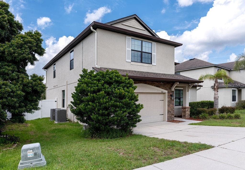 Single Family Residence at 612 SILVERTHORN PL, GROVELAND, photo 4 of 37