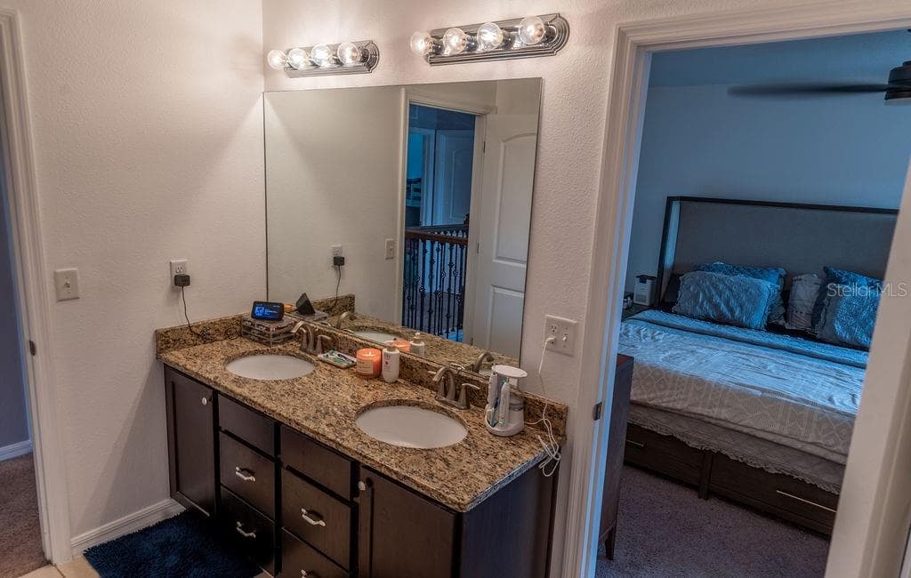 Single Family Residence at 612 SILVERTHORN PL, GROVELAND, photo 24 of 37
