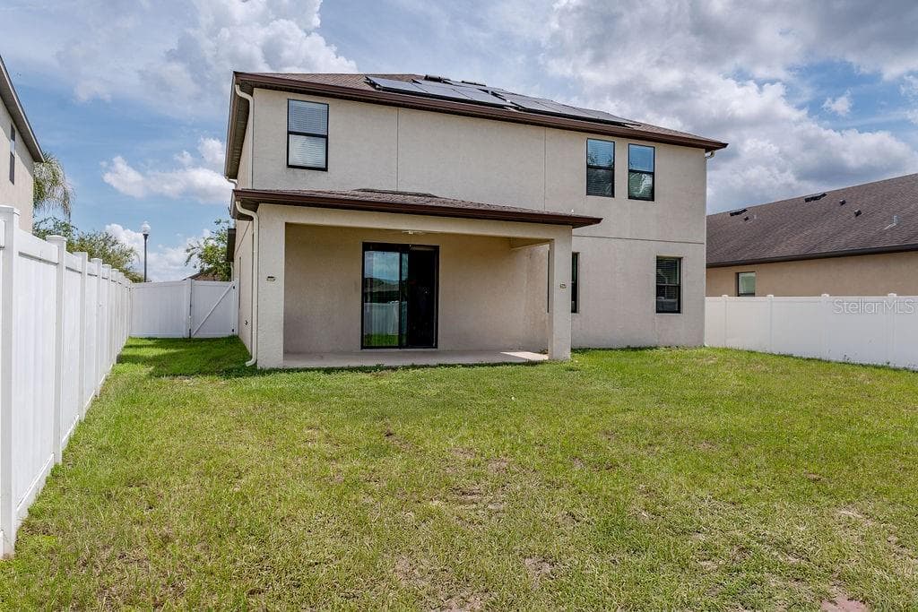 Single Family Residence at 612 SILVERTHORN PL, GROVELAND, photo 36 of 37