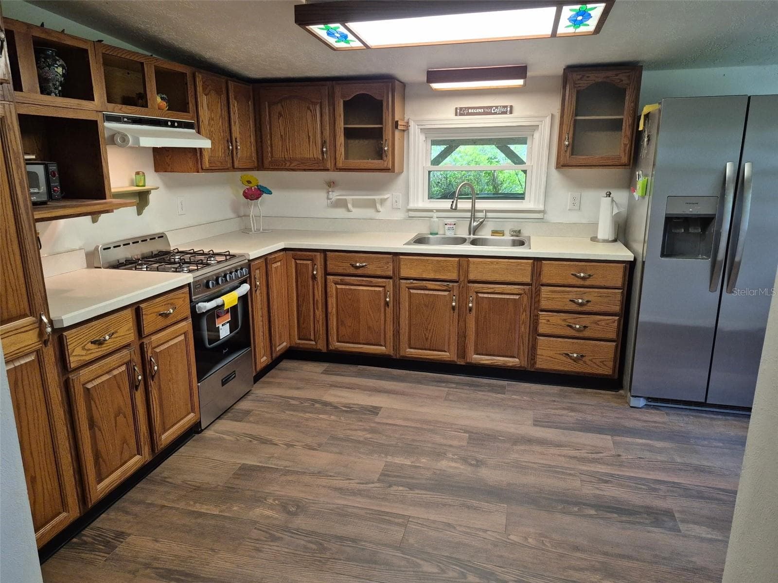 Single Family Residence at 15764 NE 235TH PL, FORT MC COY, photo 10 of 32