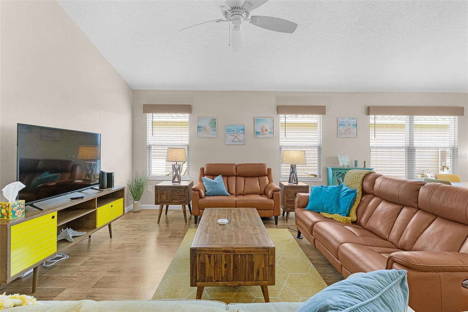 Villa at 6080 ALLEN AVE, THE VILLAGES, photo 10 of 41