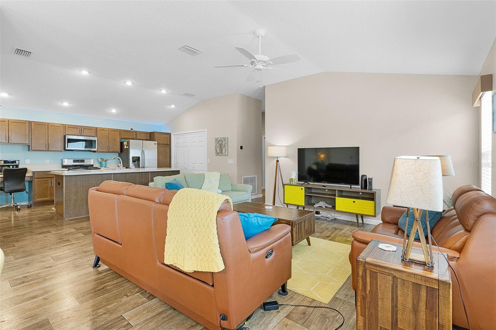 Villa at 6080 ALLEN AVE, THE VILLAGES, photo 13 of 41