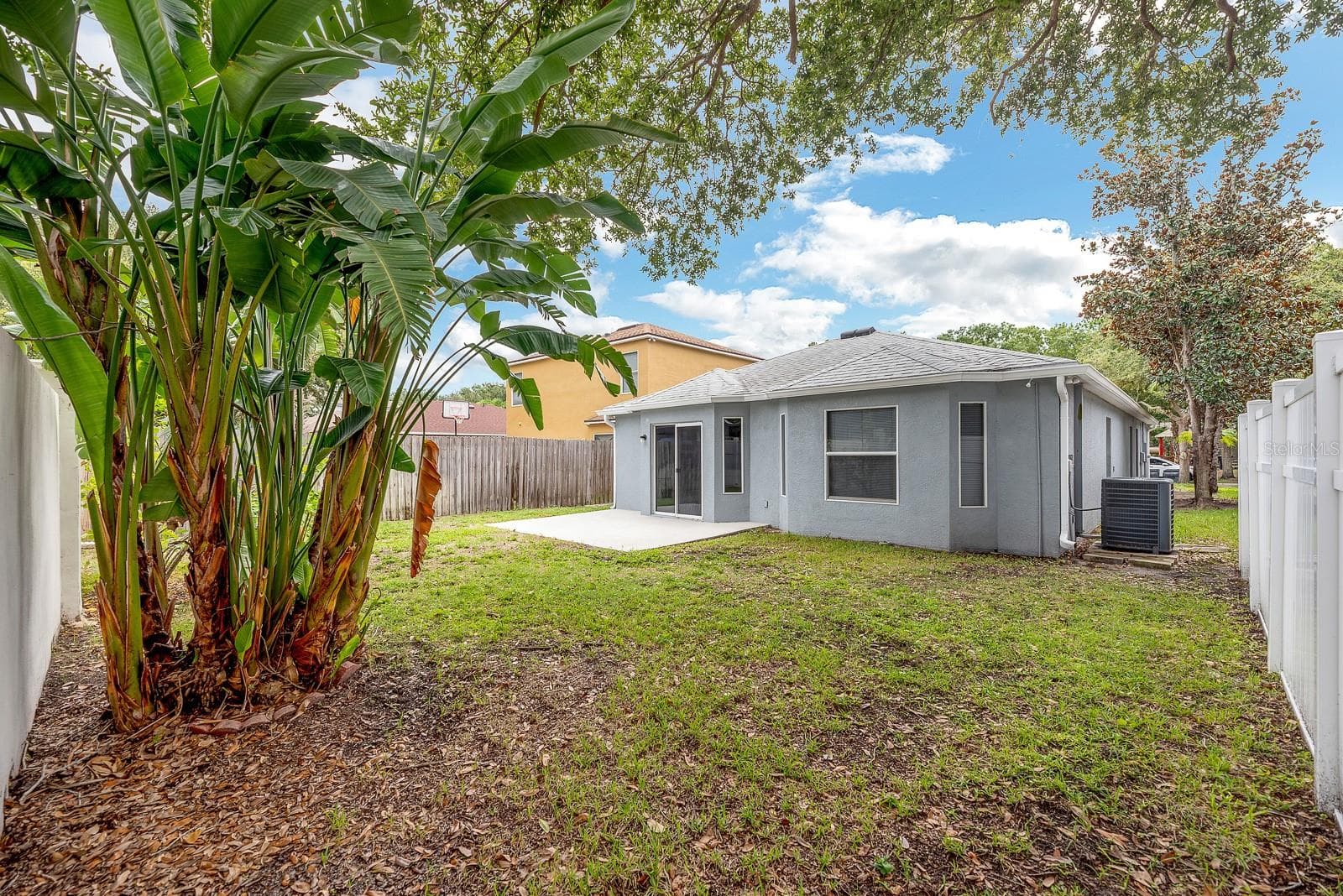 Single Family Residence at 8309 QUARTER HORSE DR, RIVERVIEW, photo 16 of 18