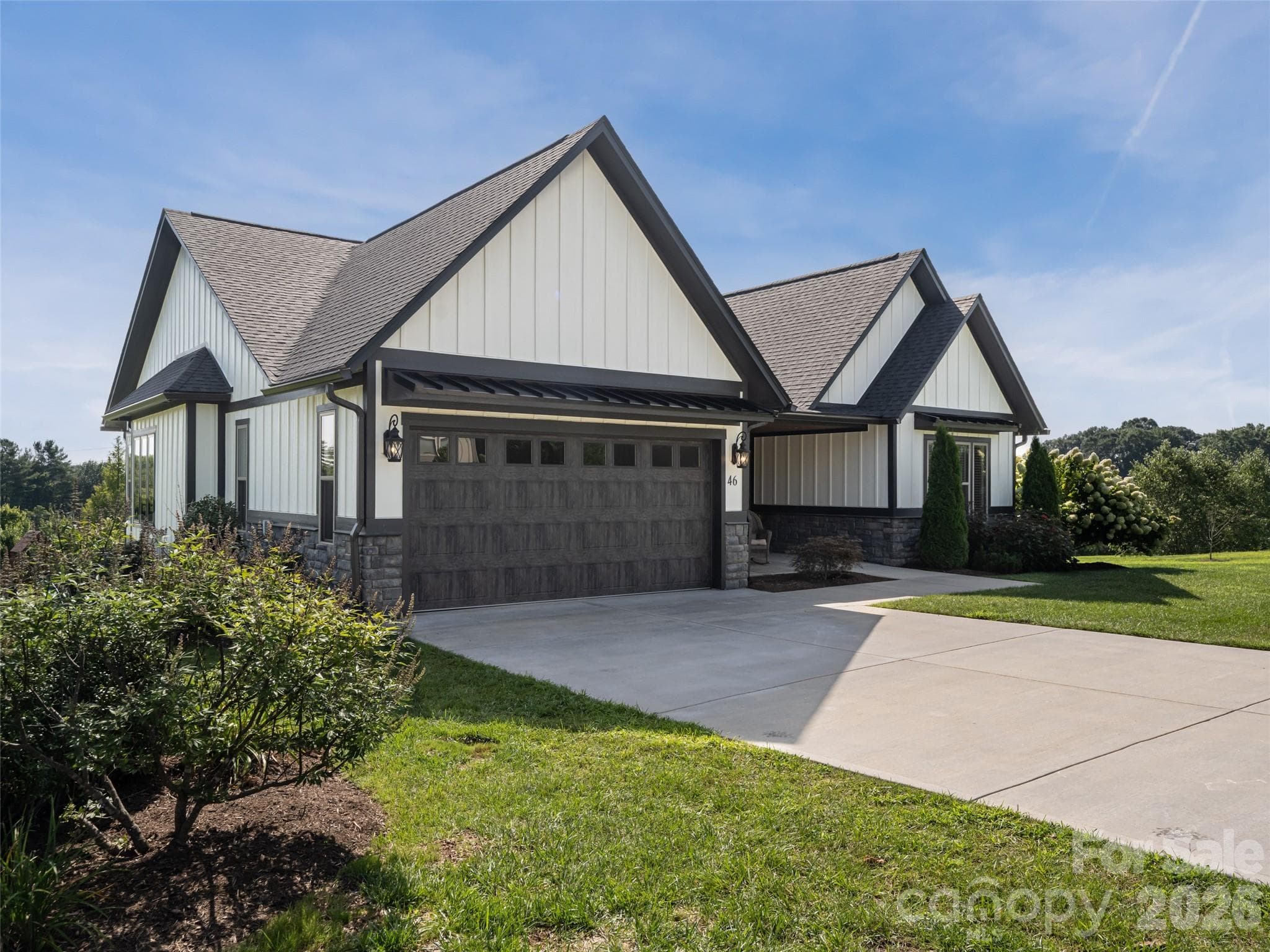 Single Family Residence at 46 Solomia Drive, Mills River, photo 3 of 45