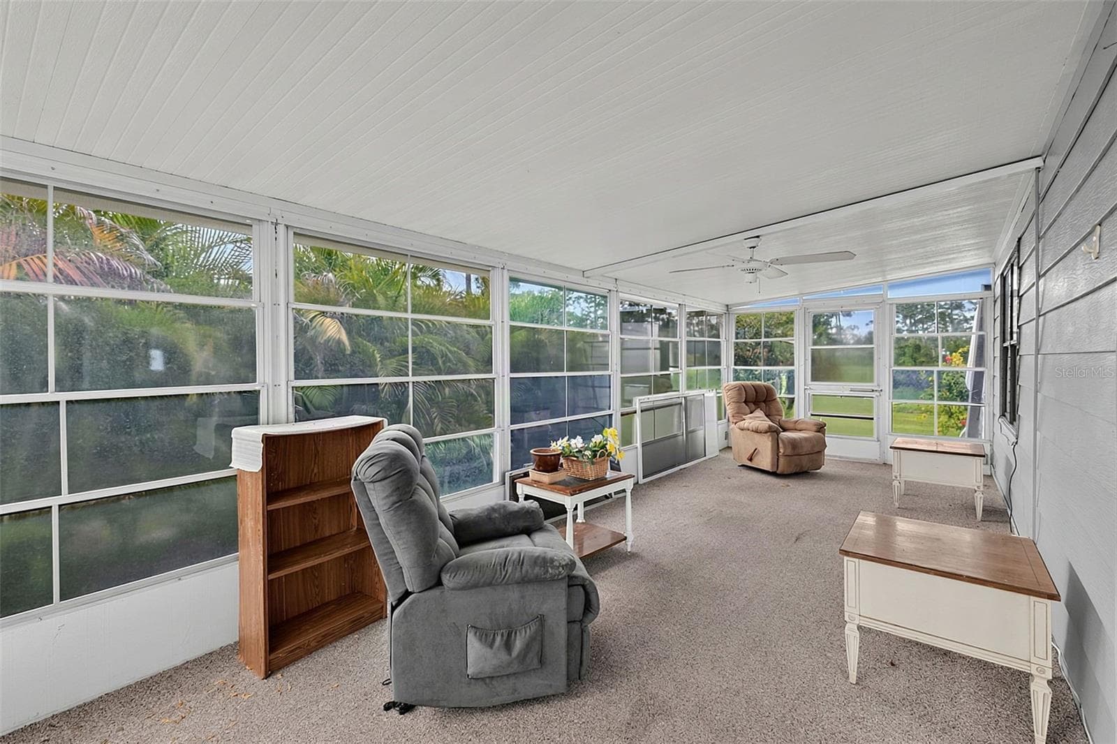 Manufactured Home at 417 VILLA NUEVA CIR, NORTH PORT, photo 13 of 61