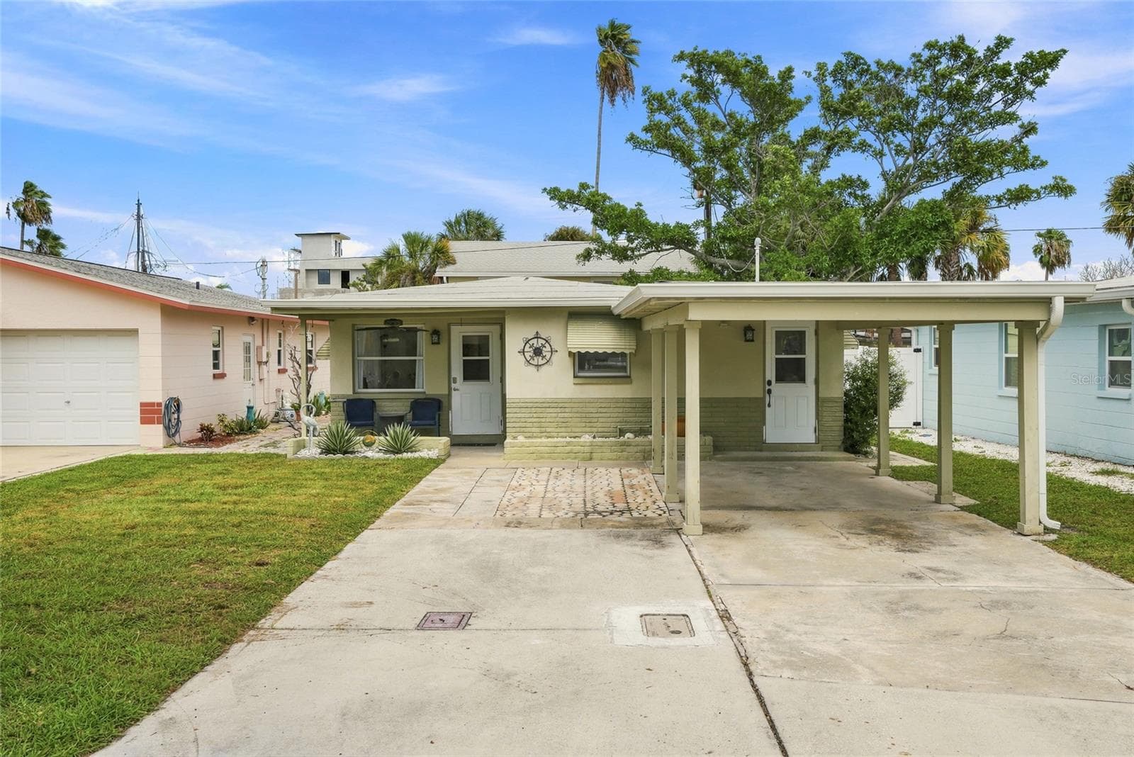 Single Family Residence at 13313 2ND ST E, MADEIRA BEACH, photo 3 of 35