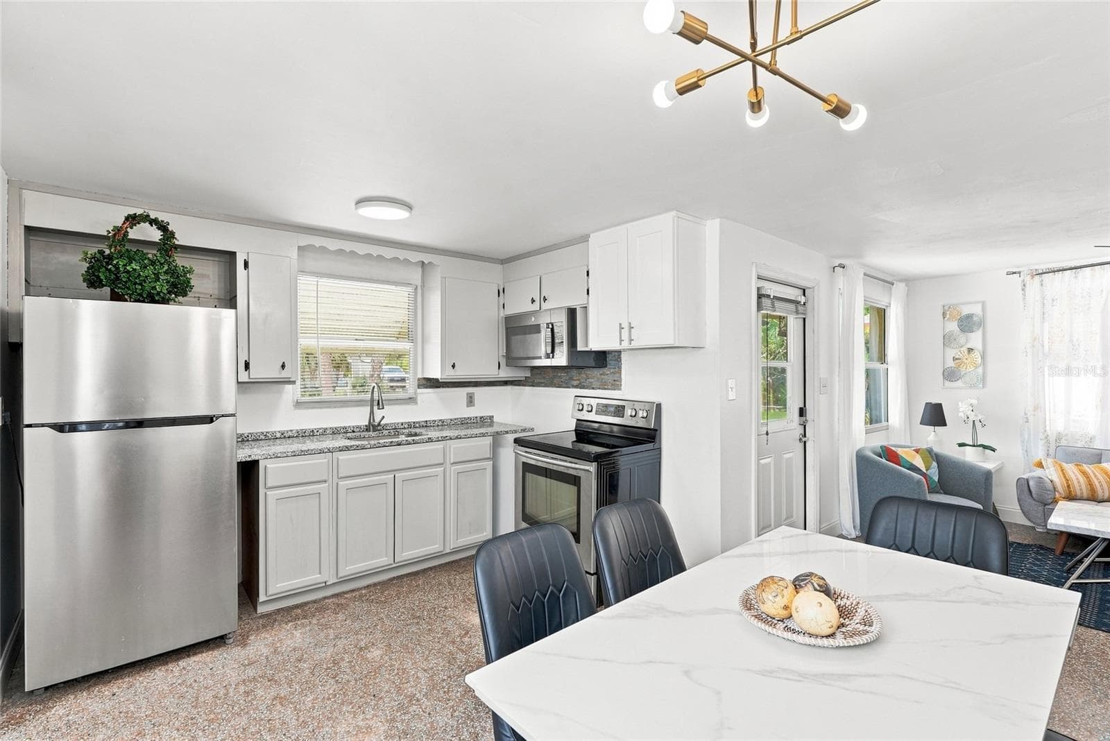 Single Family Residence at 13313 2ND ST E, MADEIRA BEACH, photo 13 of 35