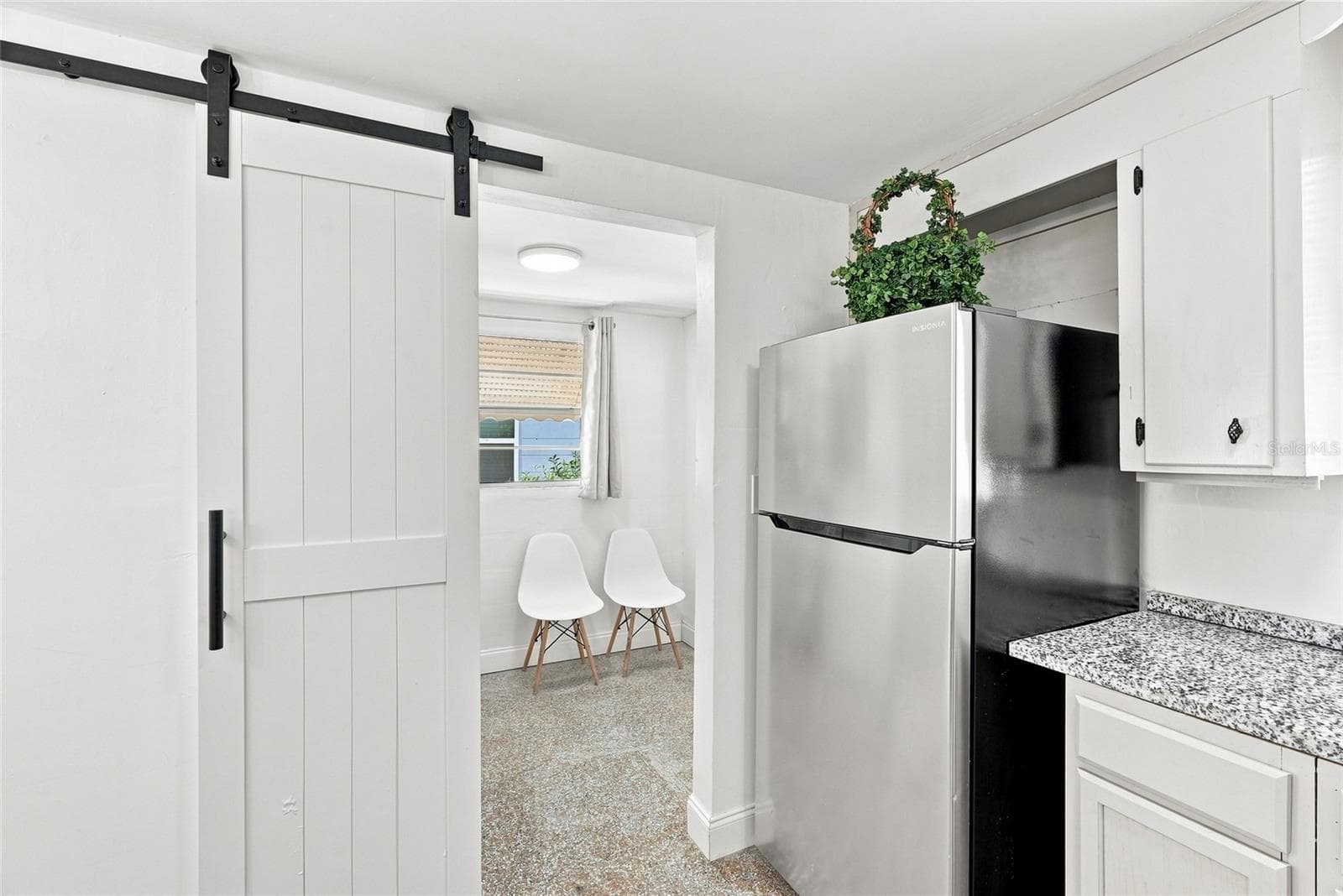 Single Family Residence at 13313 2ND ST E, MADEIRA BEACH, photo 16 of 35