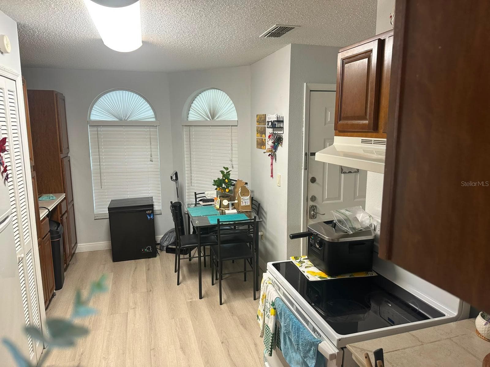 Condominium at 3205 SABAL PALMS CT #B, KISSIMMEE, photo 4 of 14
