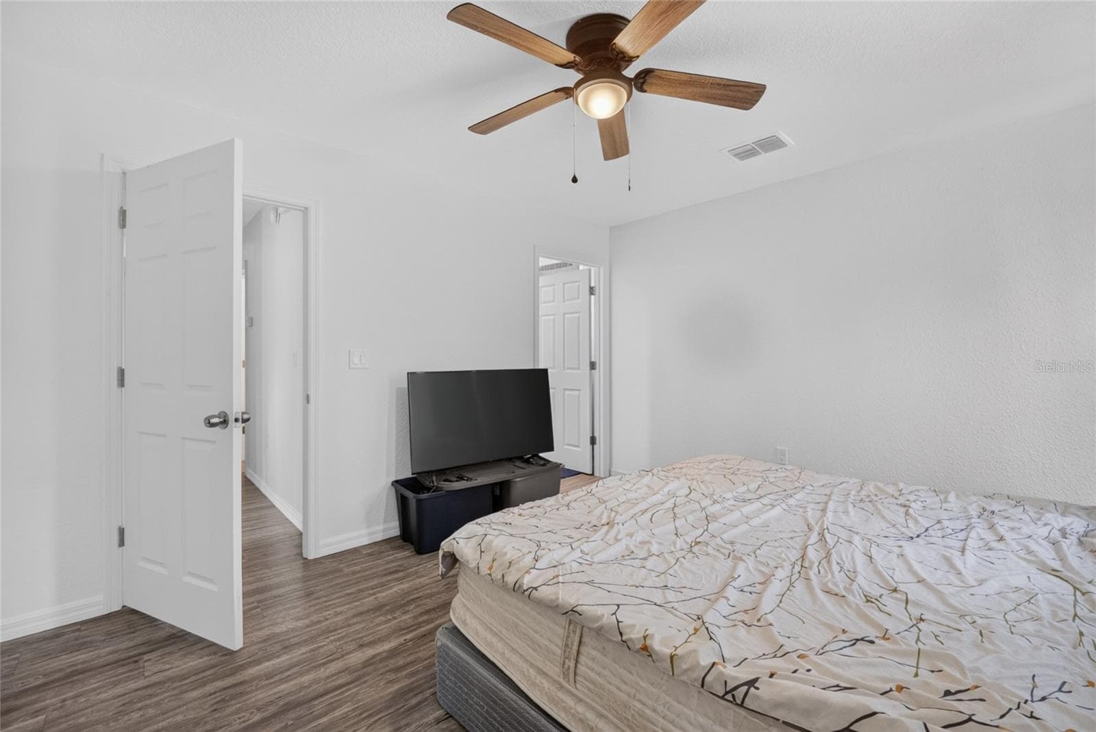 Single Family Residence at 15934 SW 41ST STREET RD, OCALA, photo 11 of 19