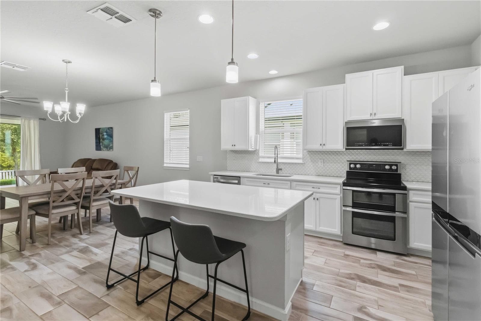 Single Family Residence at 12943 SATIN LILY DR, RIVERVIEW, photo 9 of 32