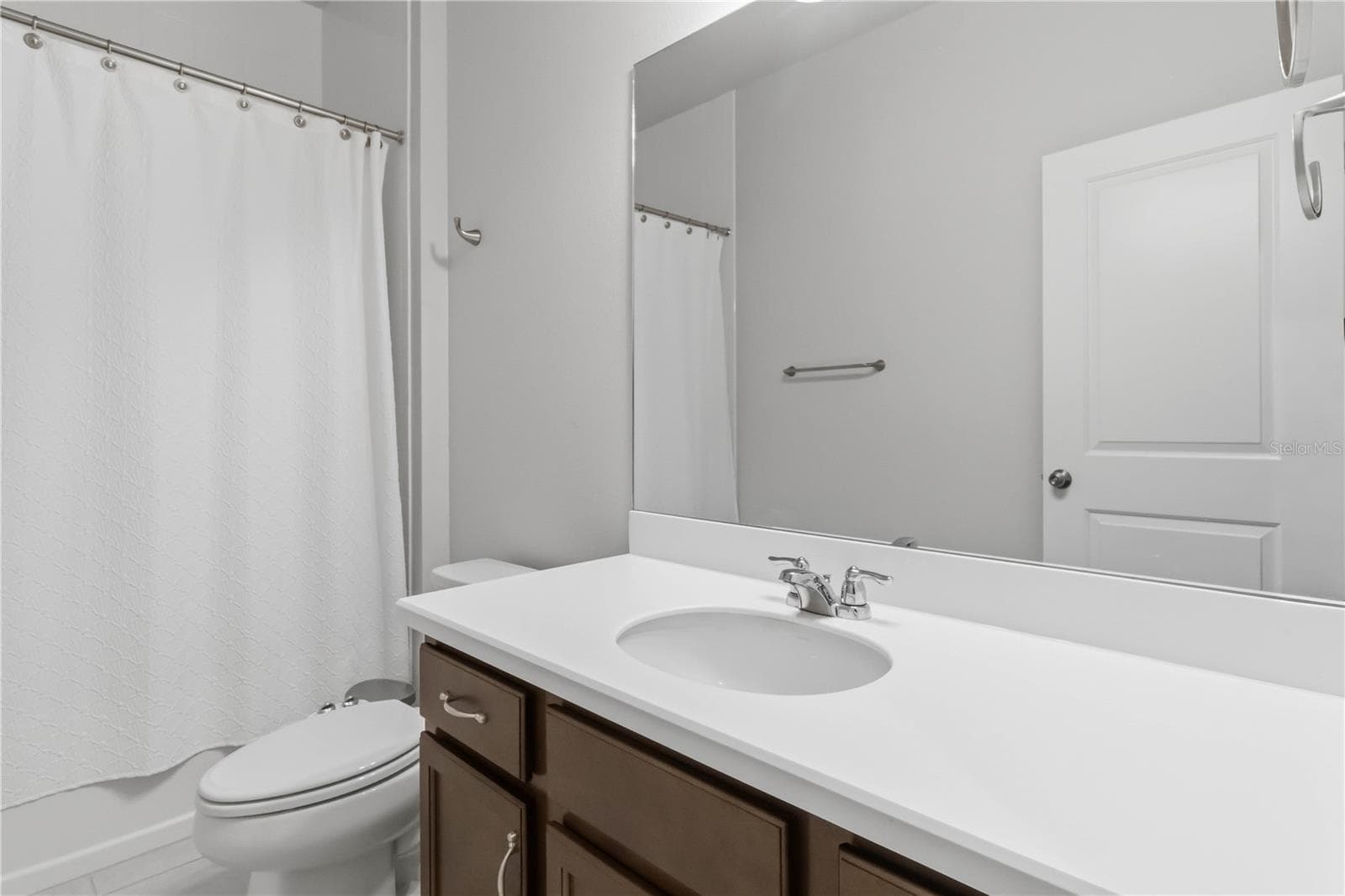 Single Family Residence at 12943 SATIN LILY DR, RIVERVIEW, photo 17 of 32