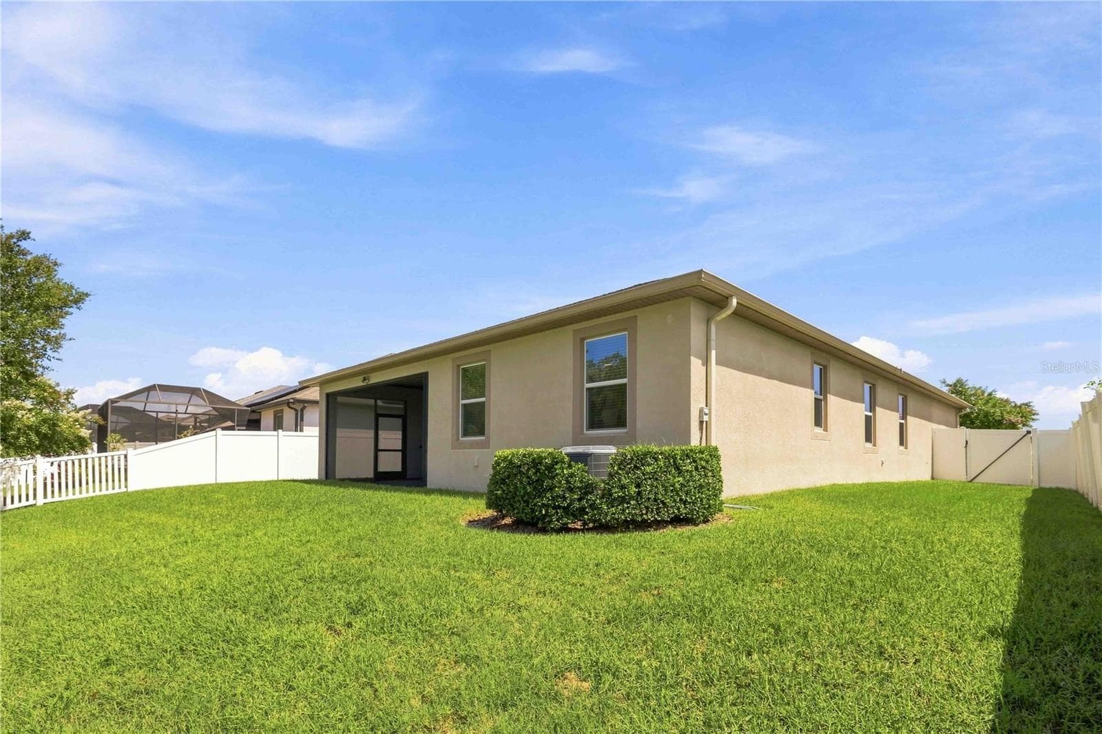 Single Family Residence at 12943 SATIN LILY DR, RIVERVIEW, photo 22 of 32