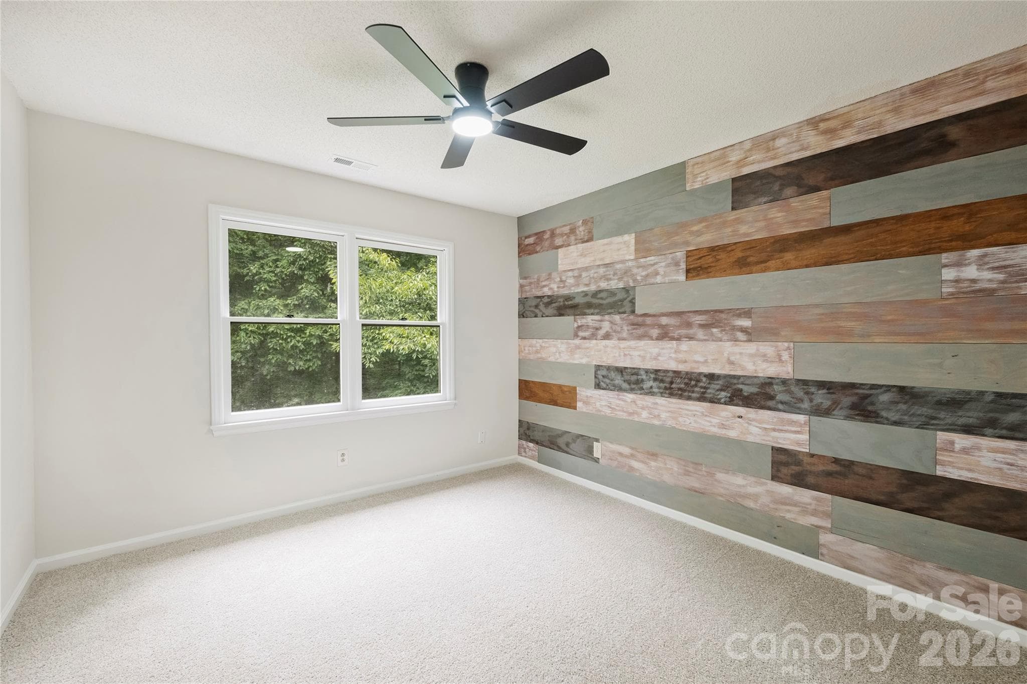 Single Family Residence at 7224 Canyon Drive, Charlotte, photo 18 of 23