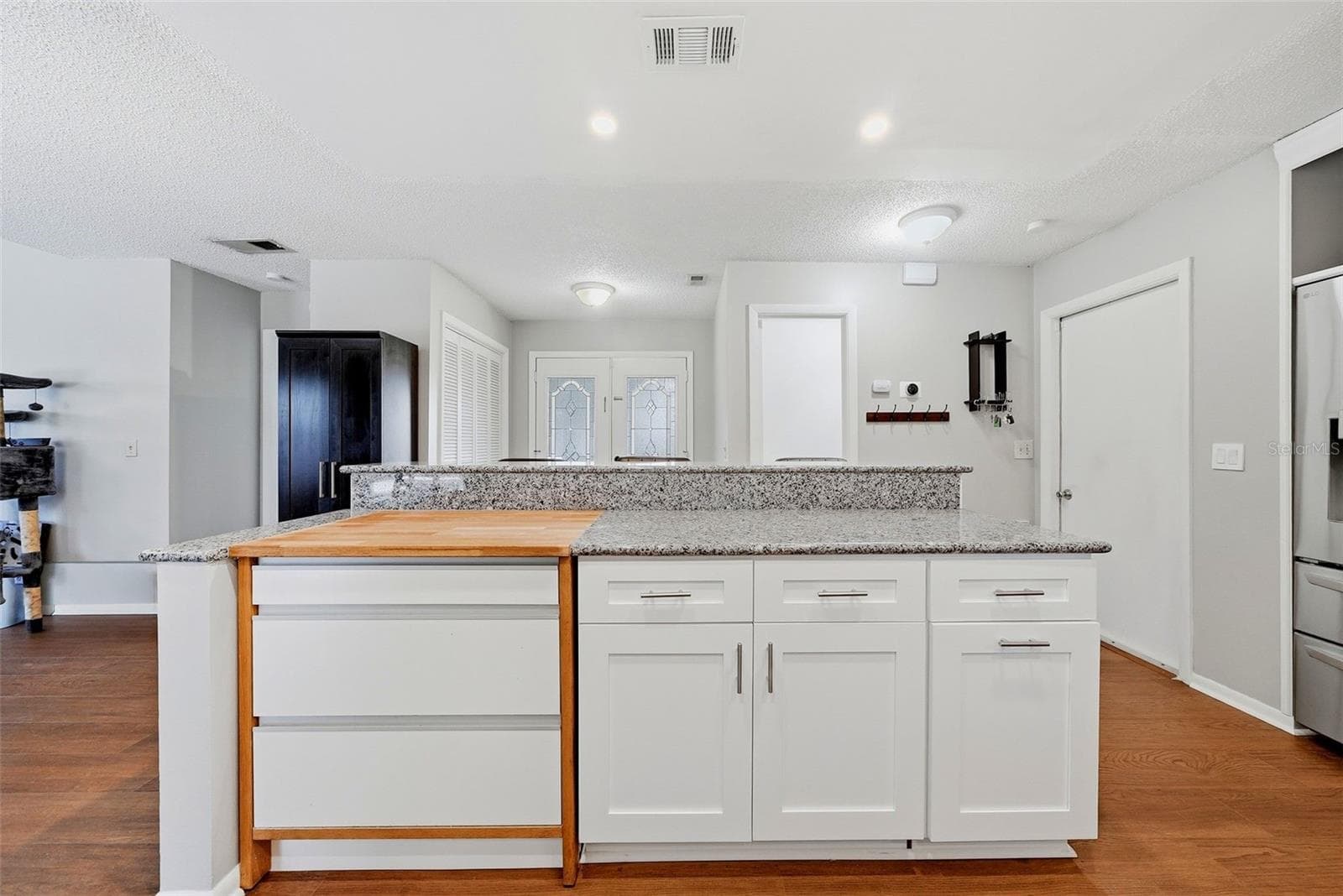 Single Family Residence at 3916 BLOOMING HILL LN, PALM HARBOR, photo 14 of 43
