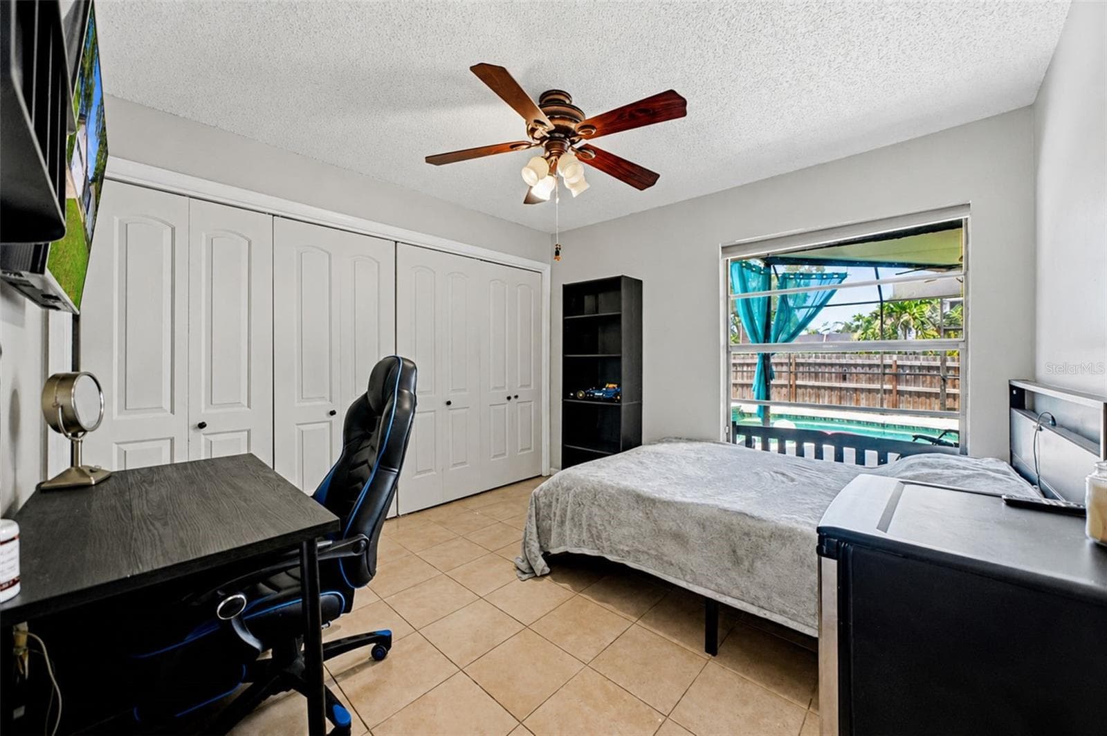 Single Family Residence at 3916 BLOOMING HILL LN, PALM HARBOR, photo 28 of 43