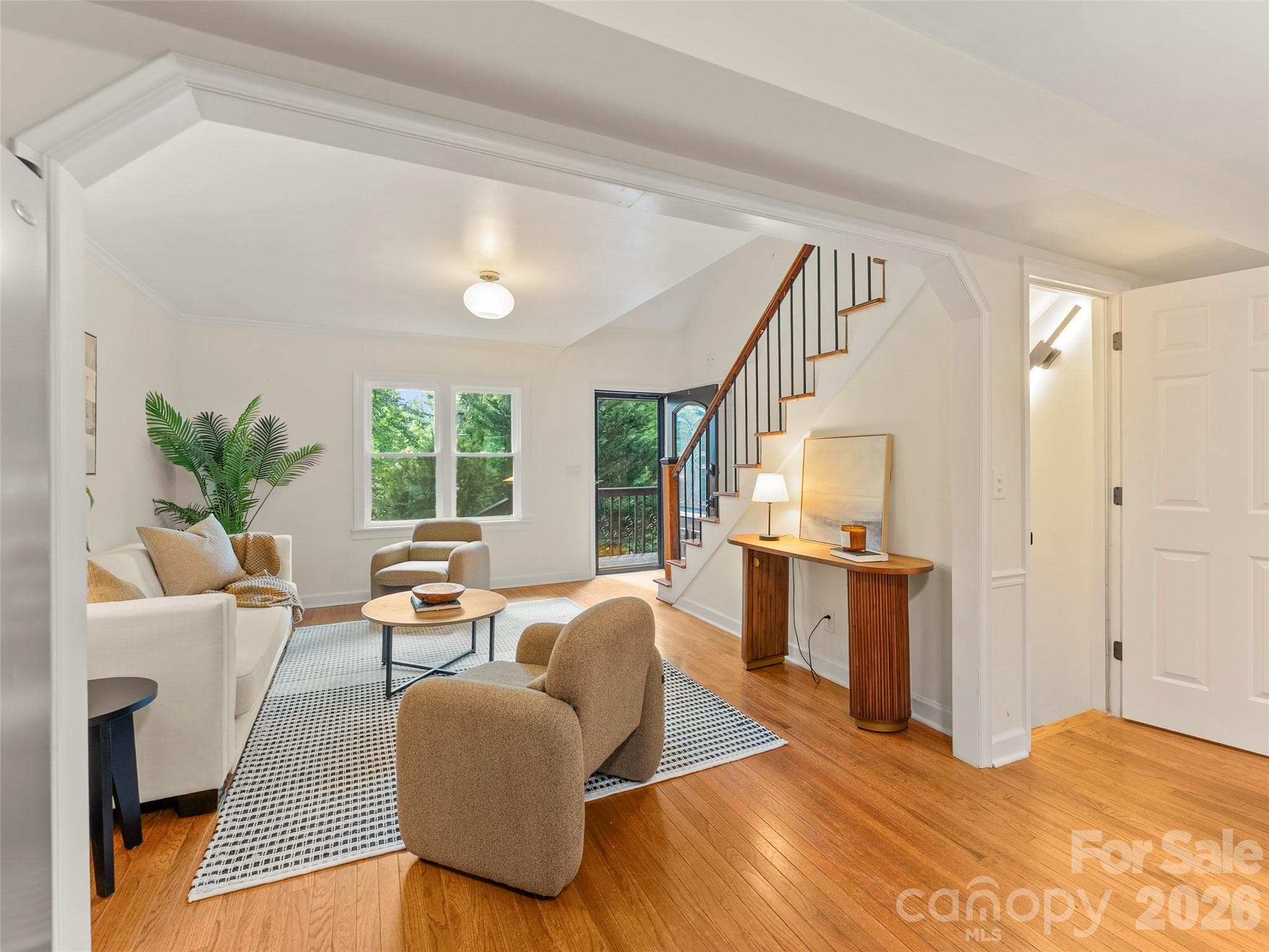 Single Family Residence at 28 Marne Road, Asheville, photo 6 of 47