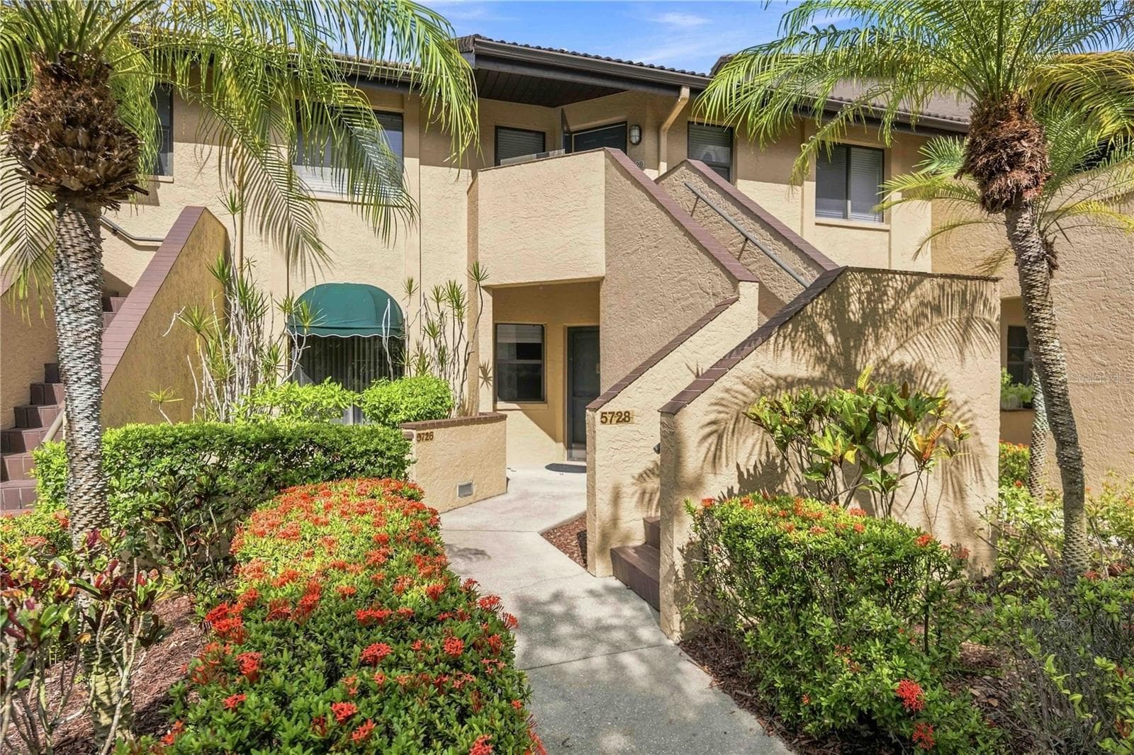 Condominium at 5726 ASHTON LAKE DR #11, SARASOTA, photo 2 of 60
