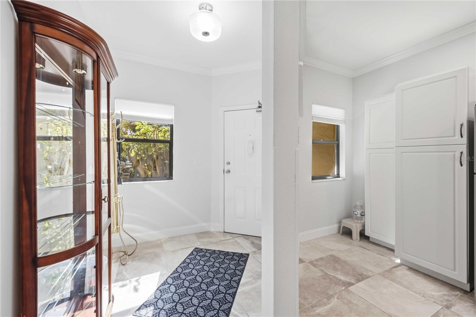 entry foyer - 5726 ASHTON LAKE DR #11, SARASOTA