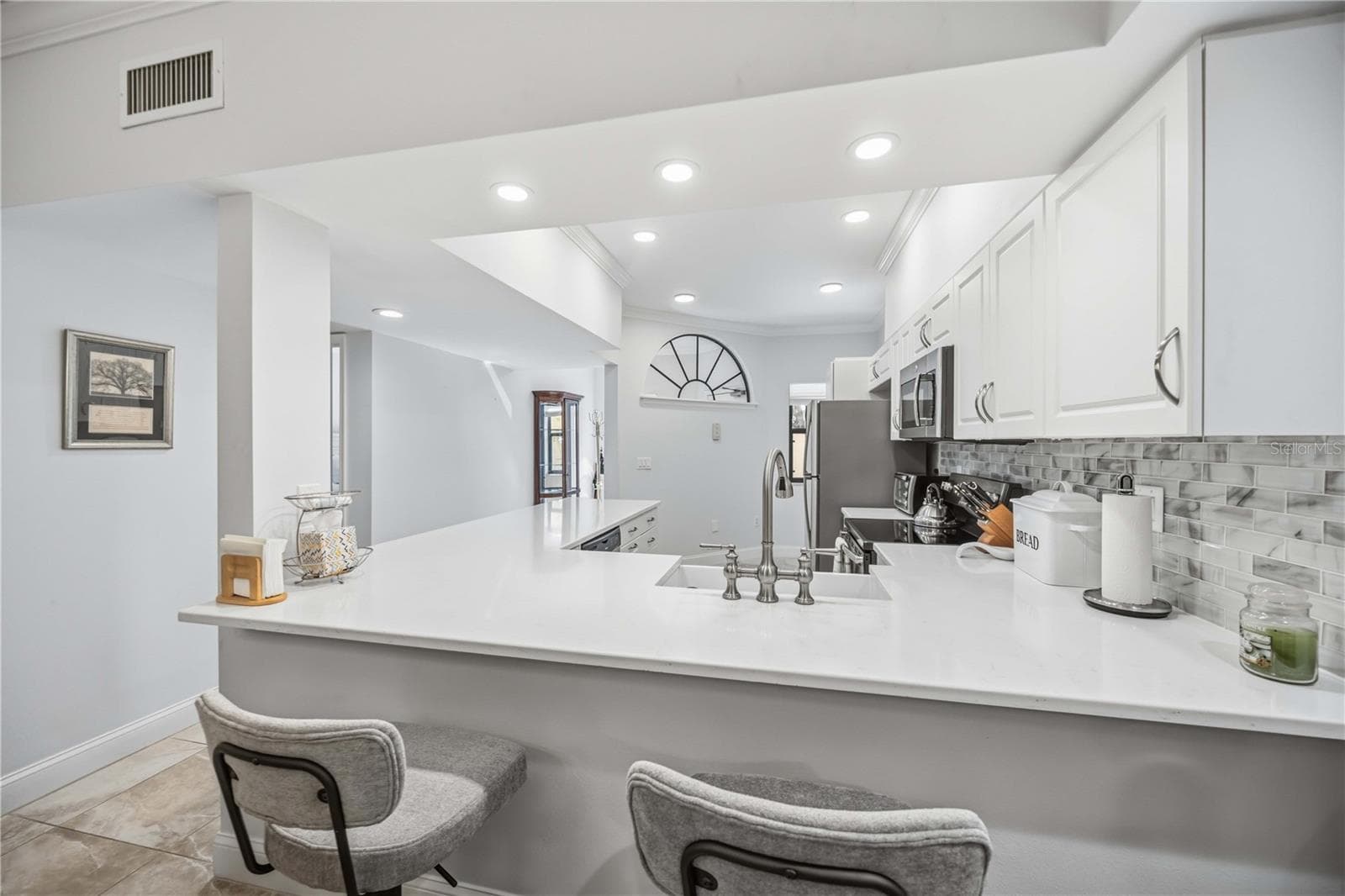 Condominium at 5726 ASHTON LAKE DR #11, SARASOTA, photo 12 of 60