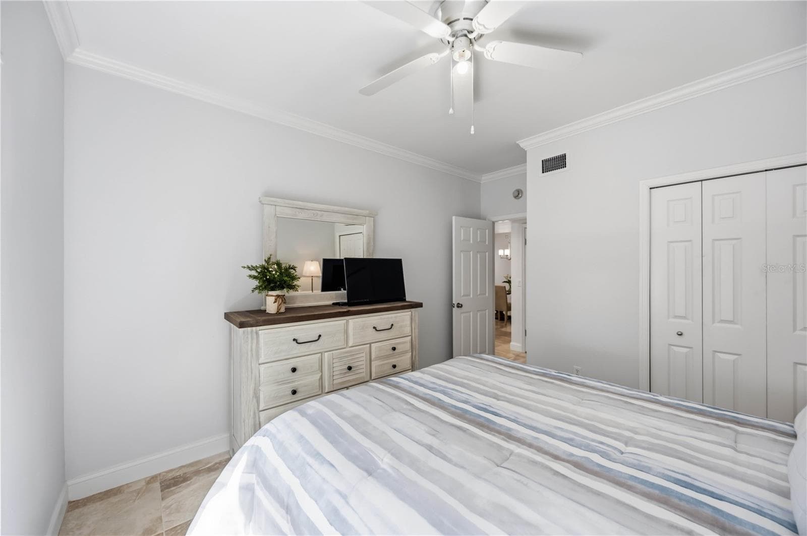Condominium at 5726 ASHTON LAKE DR #11, SARASOTA, photo 23 of 60