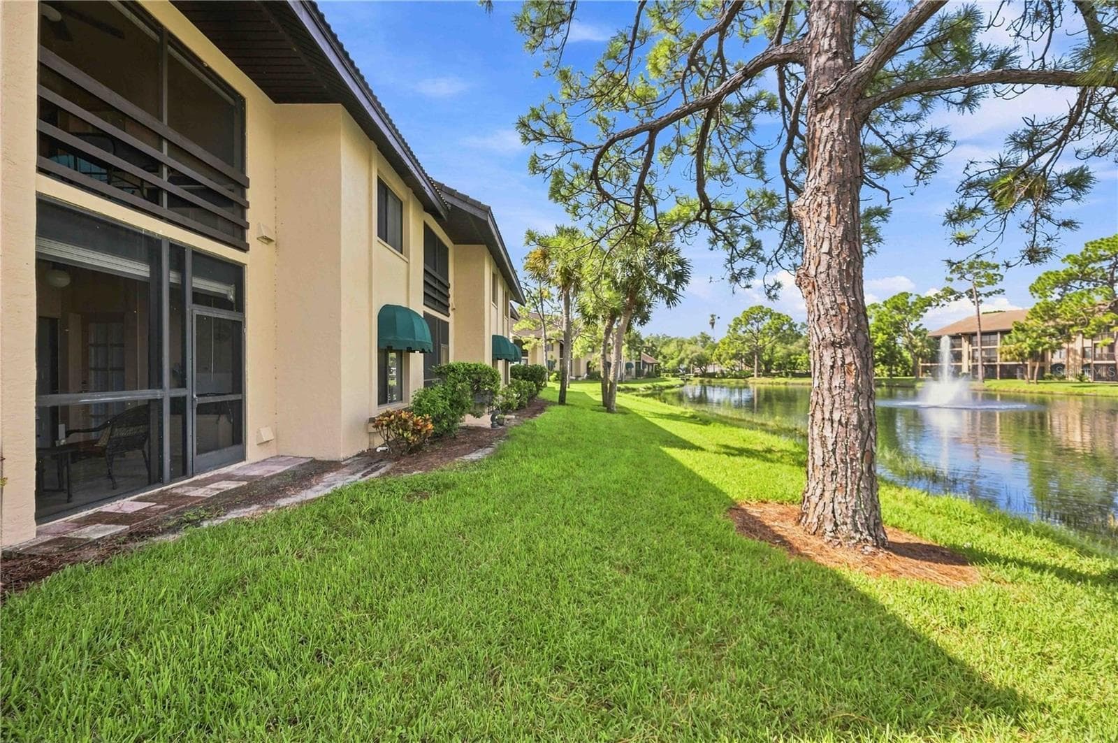 Condominium at 5726 ASHTON LAKE DR #11, SARASOTA, photo 44 of 60