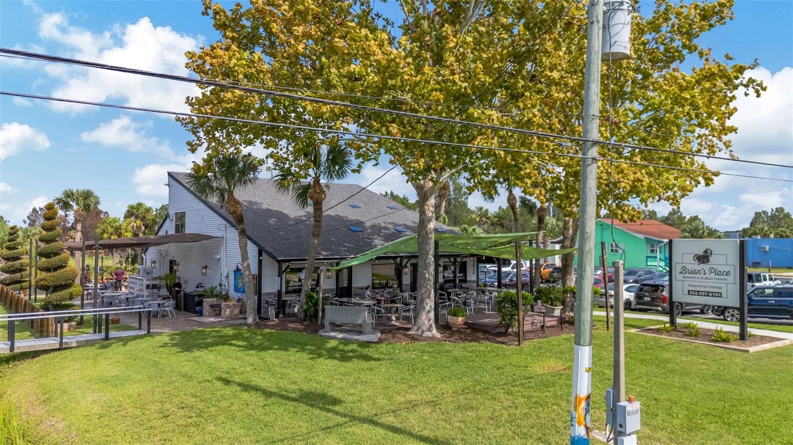 Local restaurant within 5min drive - 4035 EAGLE NEST DR, HERNANDO BEACH