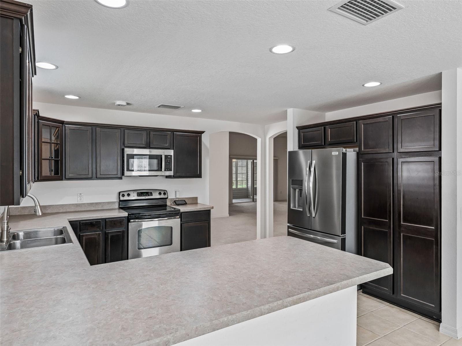 Single Family Residence at 764 BAISLEY TRL, THE VILLAGES, photo 7 of 42