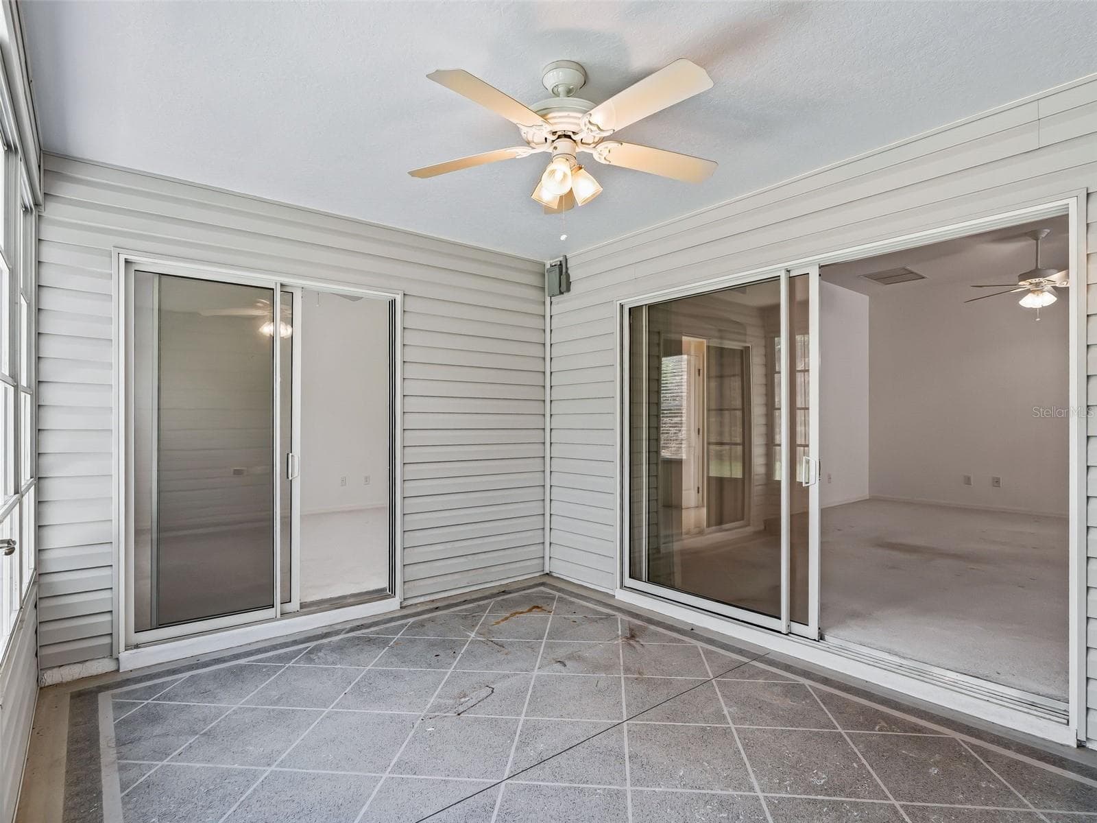 Lanai with Vinyl Windows - 764 BAISLEY TRL, THE VILLAGES