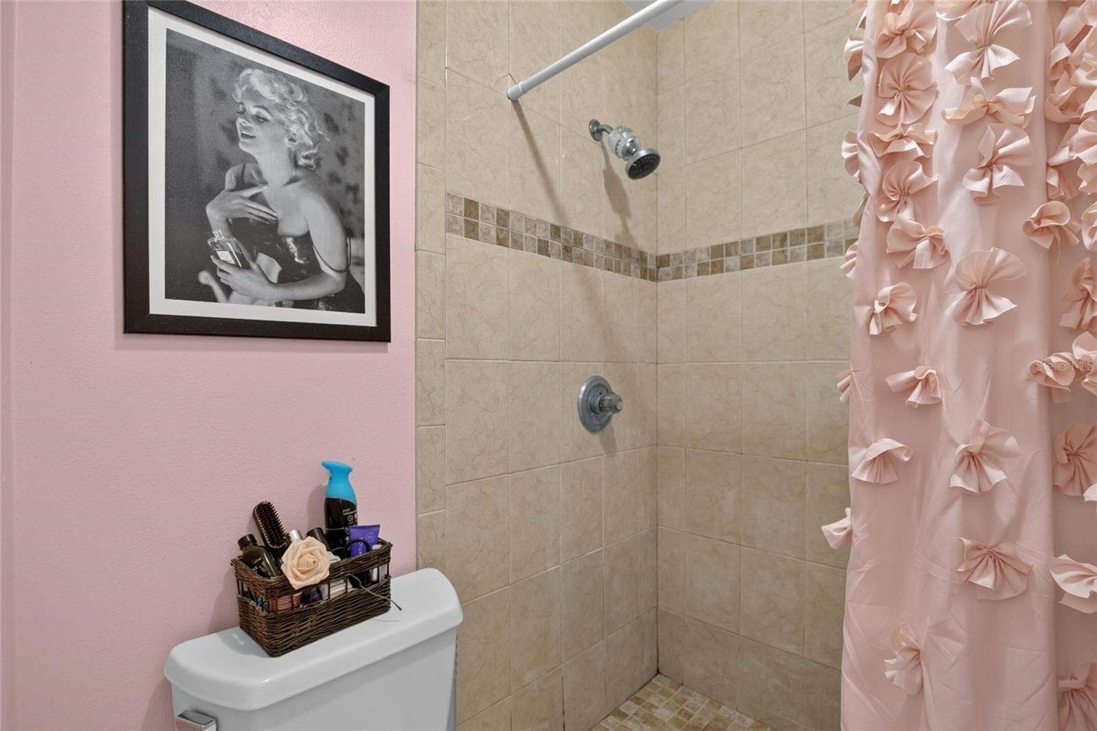 Single Family Residence at 9063 DIXIANA VILLA CIR, TAMPA, photo 19 of 22