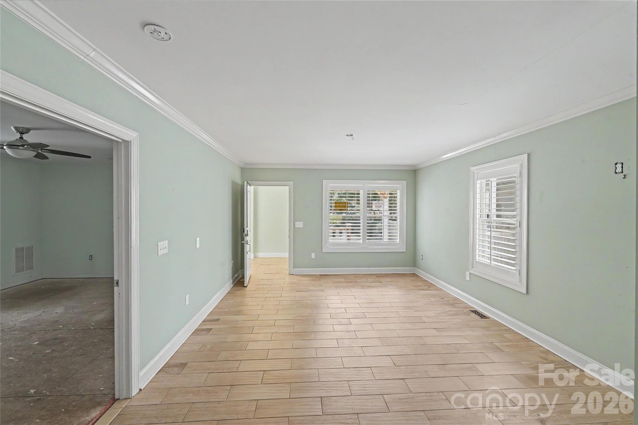 Single Family Residence at 1512 Ivey Drive, Charlotte, photo 7 of 32