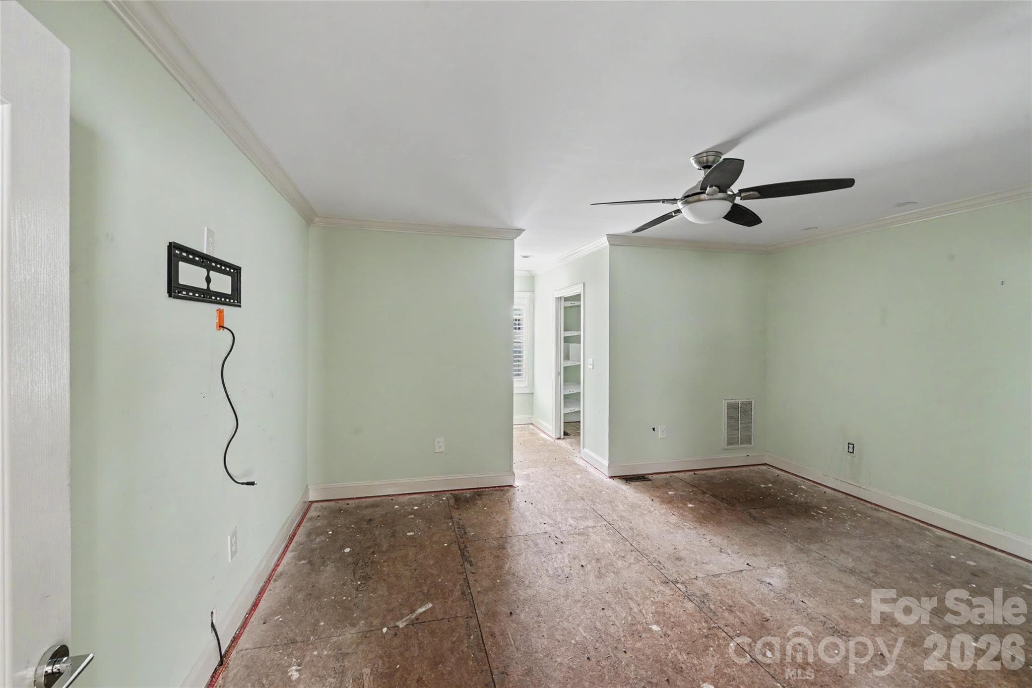Single Family Residence at 1512 Ivey Drive, Charlotte, photo 20 of 32