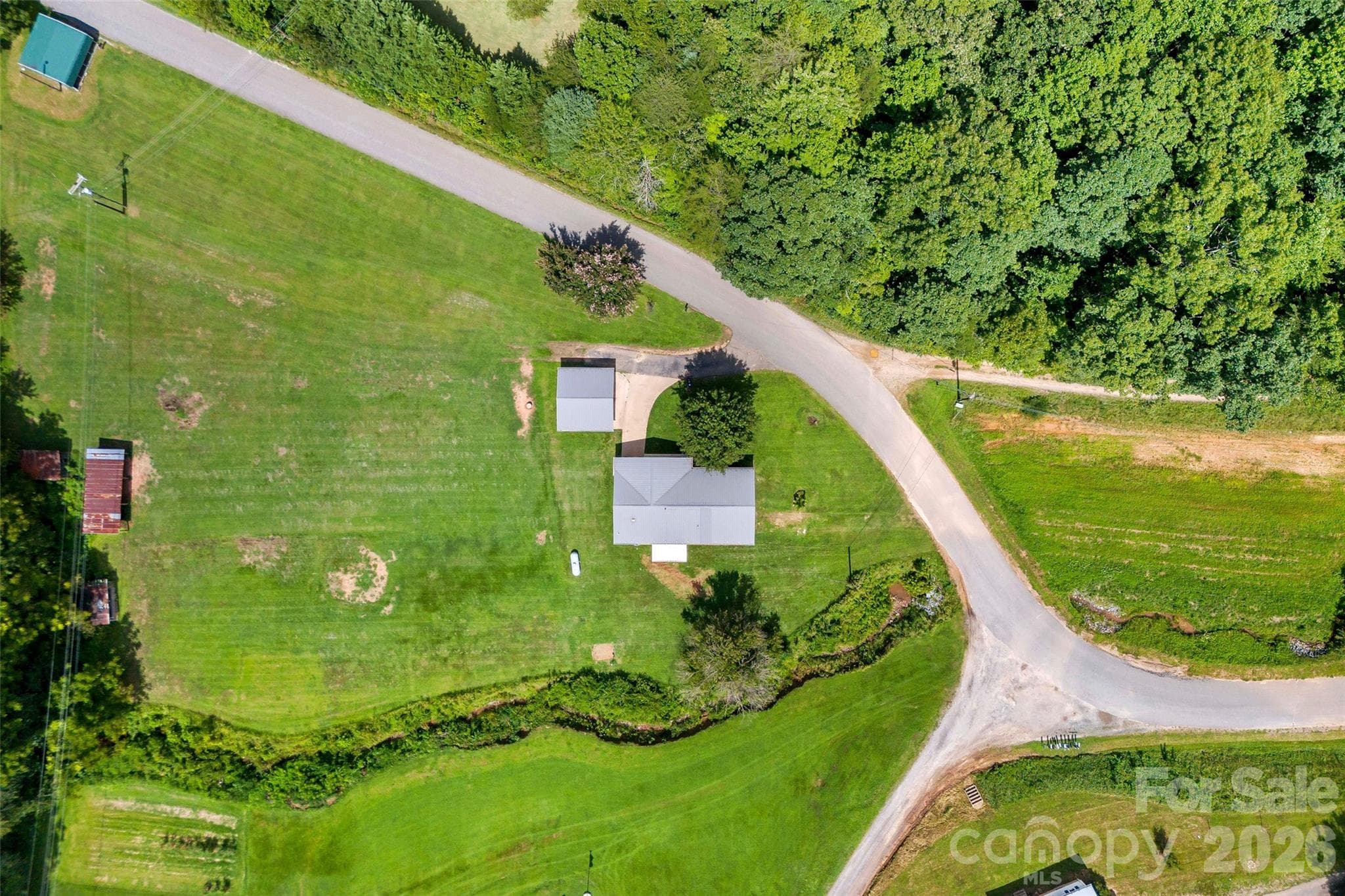 Single Family Residence at 204 Quail Hollow Road, Marion, photo 31 of 34