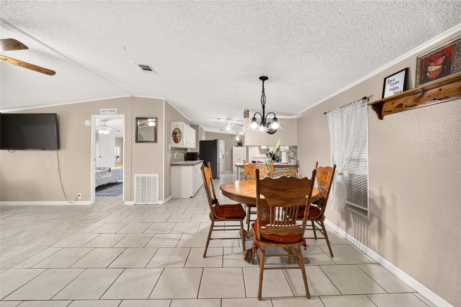 Dining Room - 15355 SE 113TH STREET RD, OCKLAWAHA